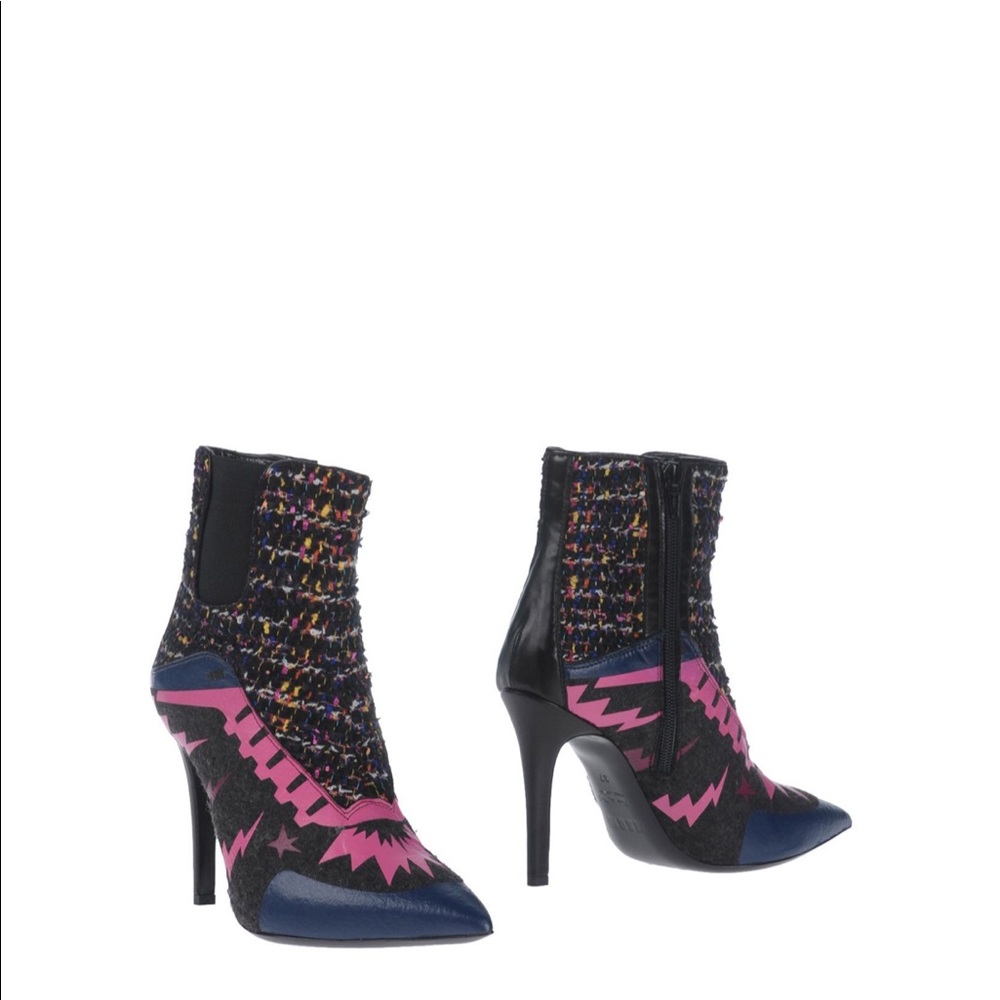 MSGM ANKLE BOOTS